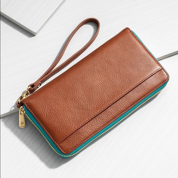 FINAL DROP.     HOST PICK 🤩  SET HTF Blakely hobo and wallet PLEASE SEE ALL PIC - Picture 3 of 11